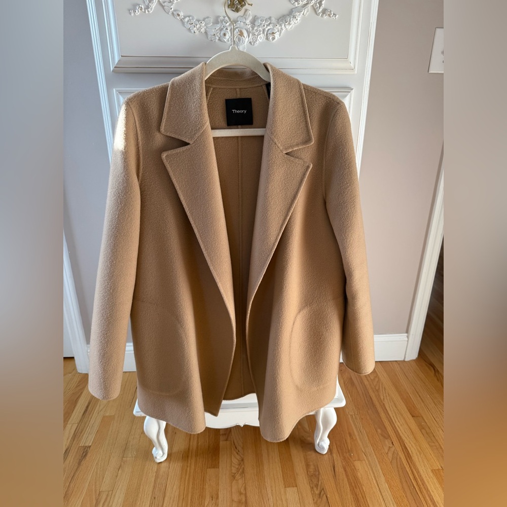 New - Theory Camel Wool Overcoat - size M - super thick and warm.